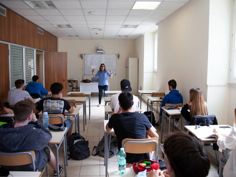 Liceo Scienze Umane Opzione Socio Economico Paritario Roma Nord